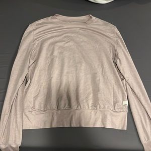 Vuori Daydream Crew- Size Medium